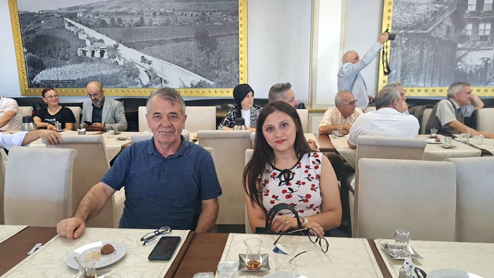 Dr. Hüseyin Karabıyık ve Zeynep Ulusinan genel kurula katılanlar arasındaydı.